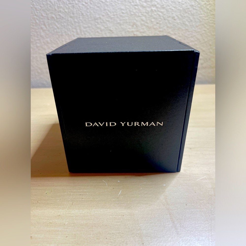 DAVID YURMAN Flip top Ring Box Authentic Black Square